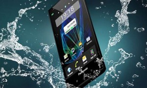 panasonic-eluga-is-a-waterproof-dustproof-smartphone (1)